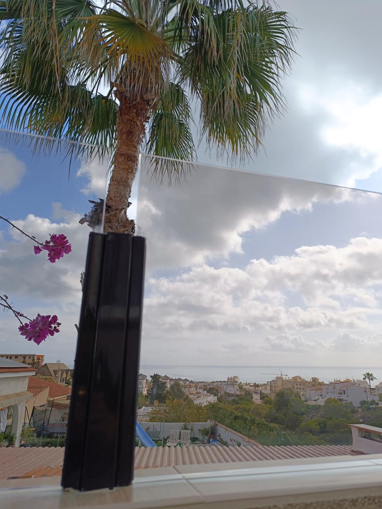 Rising Sun Bungalow Torrevieja Eksteriør billede