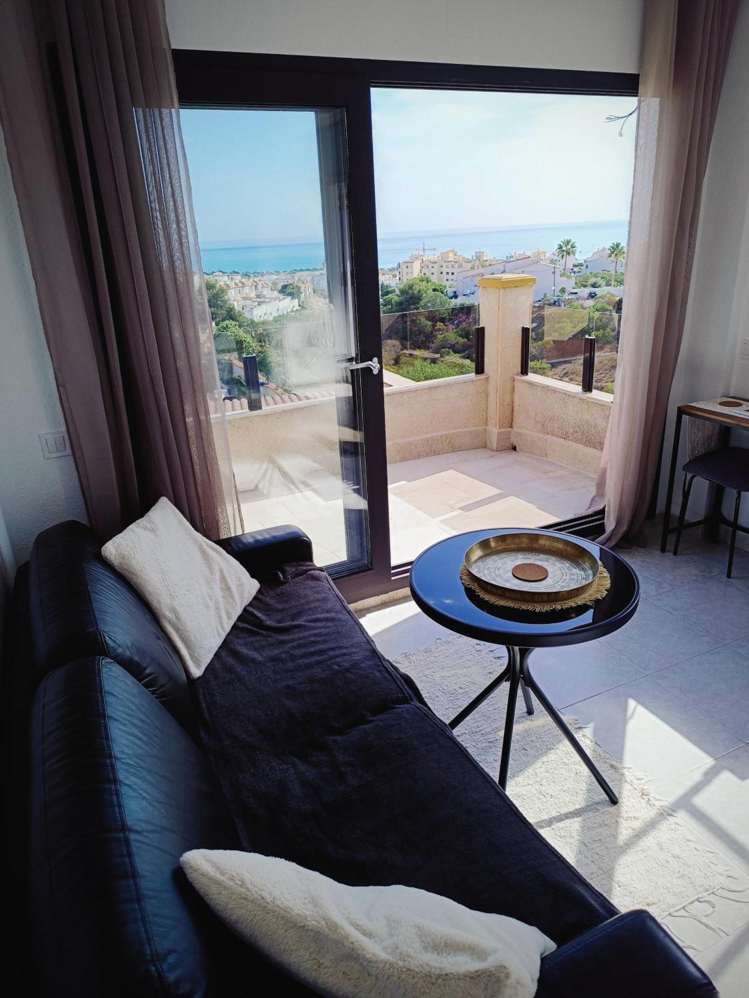 Rising Sun Bungalow Torrevieja Eksteriør billede