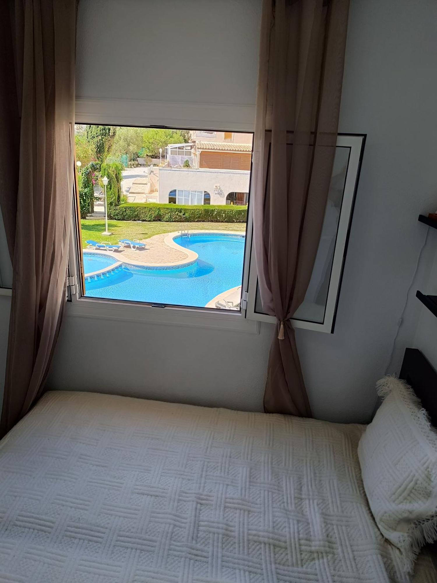 Rising Sun Bungalow Torrevieja Eksteriør billede