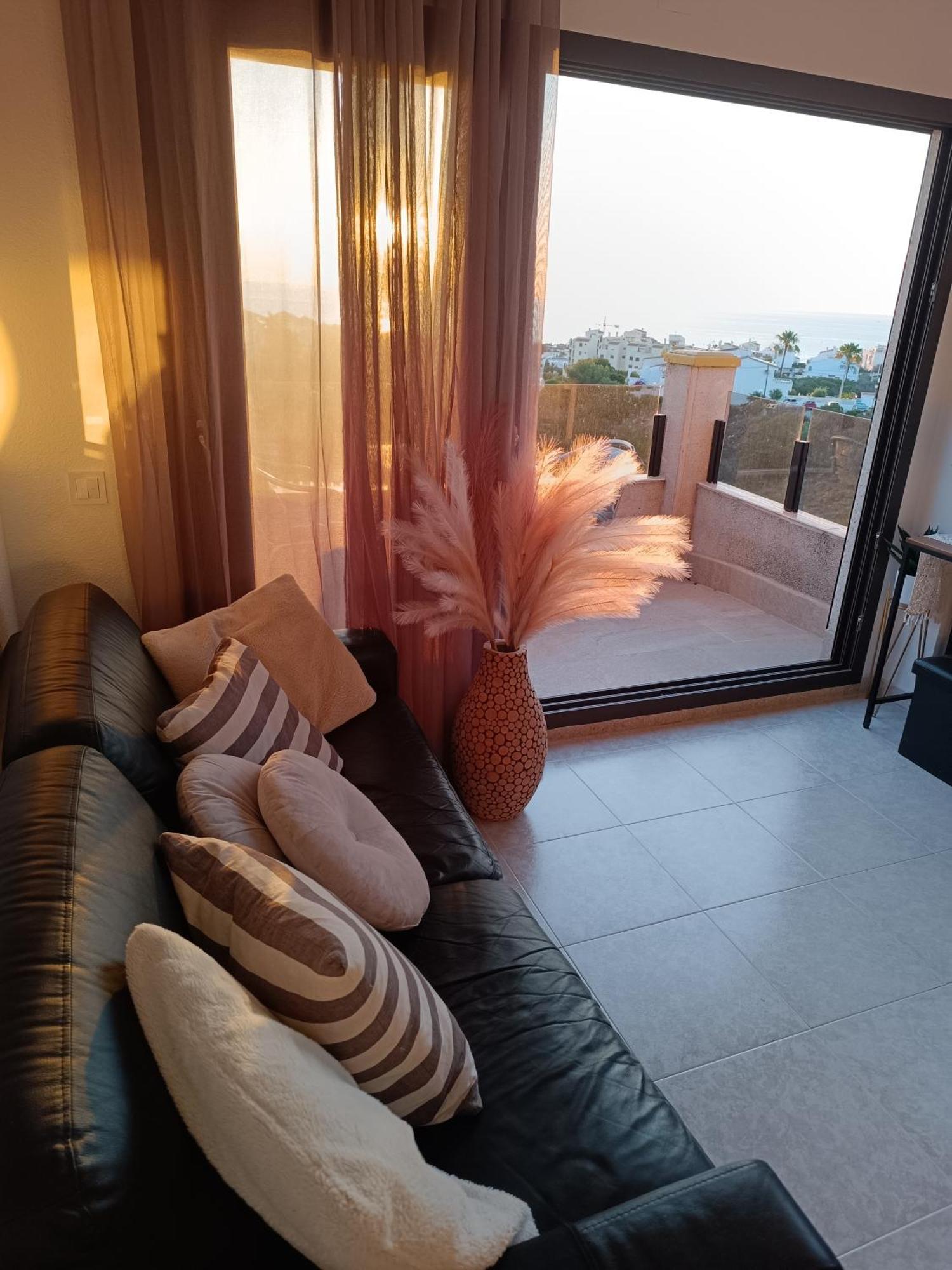 Rising Sun Bungalow Torrevieja Eksteriør billede
